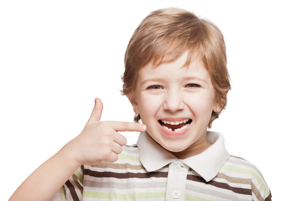 小孩牙齿矫正多少钱? 小孩牙齿矫正多少钱?