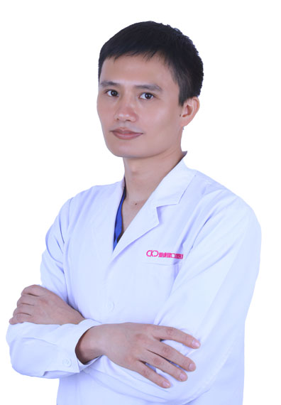 愛康健口腔黃志玲醫生
